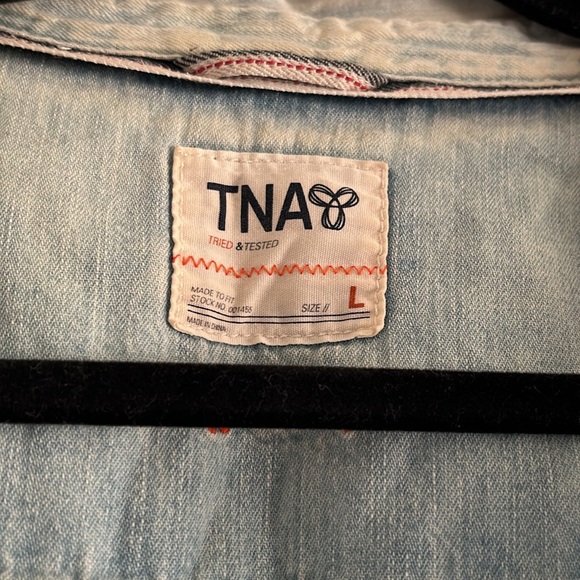 TNA Button Up Shirt - Picture 2 of 2